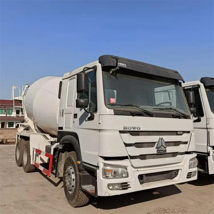 HOWO ZOOMLION MIXER TRUCK